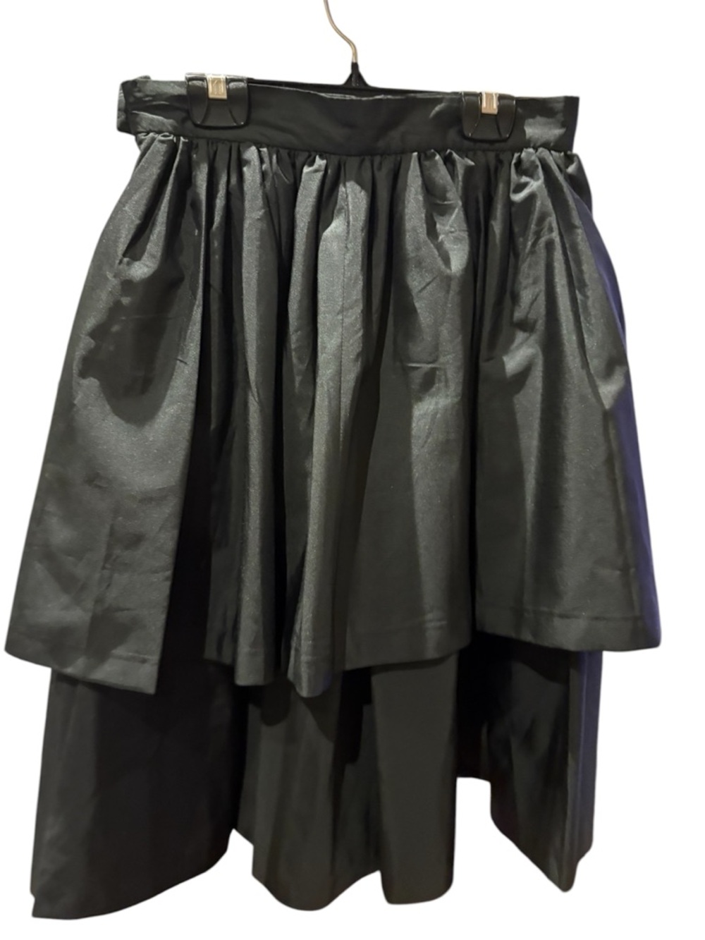 Vintage 🇨🇦 Edie Johne Black Layered Midi Skirt - Elegant Gathered Design